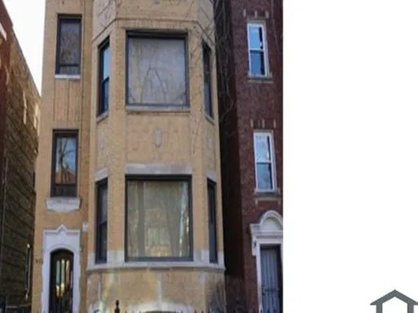 7842 S Bennett Ave #3, Chicago, IL 60649