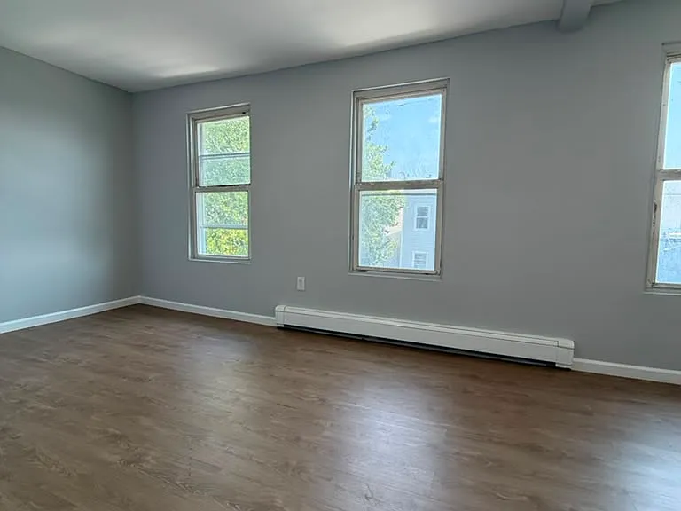 96 Summer Ave #3 — Photo 4