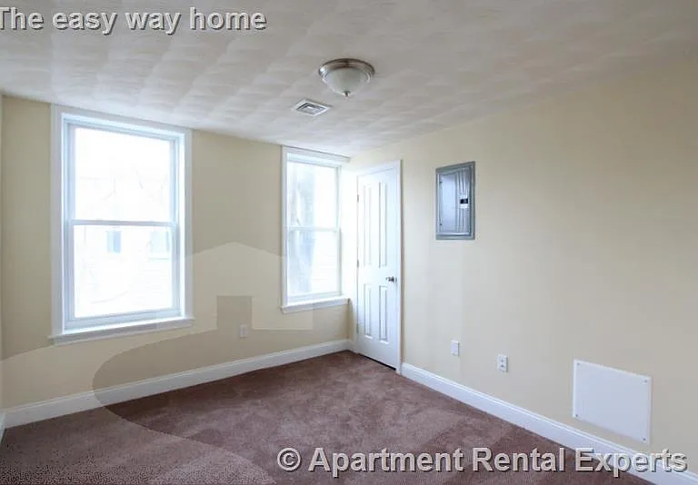6 Douglass St #2 — Photo 13