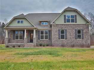 124 Celo Knob Trl, Kernersville, NC 27284