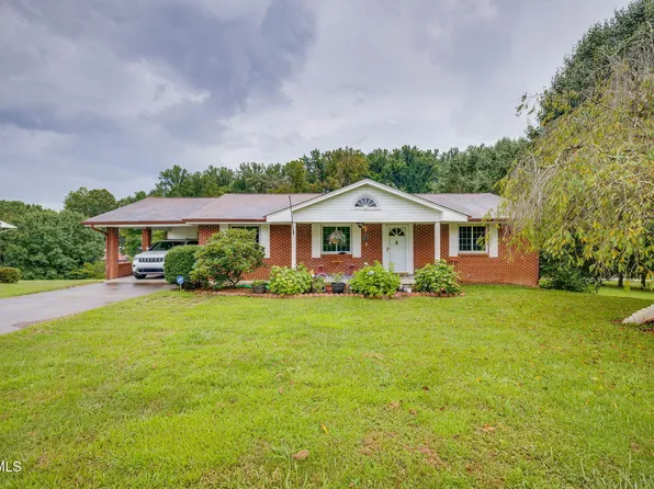 717 Old Stage Rd, Surgoinsville, TN 37873