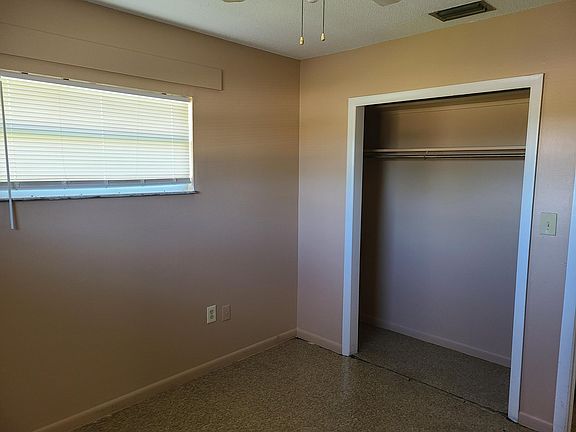 2nd image of 1043 Jewel Ave