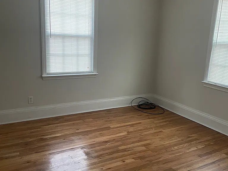 808 N Main St — Photo 4