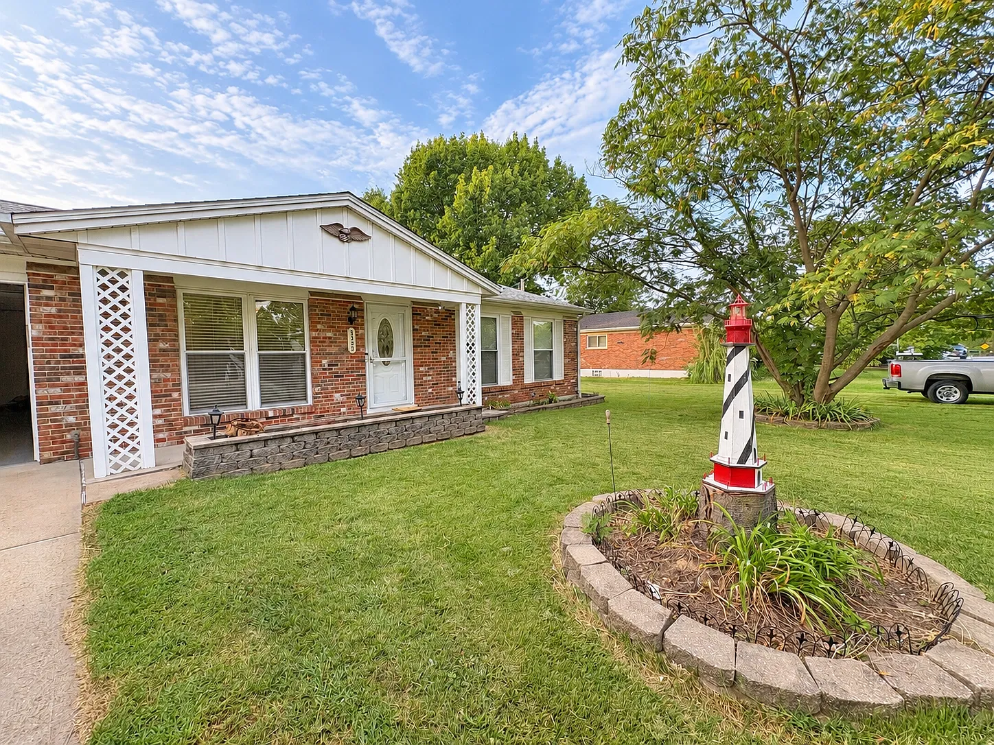 3 bed, 1874 sqft, $2,220 — Photo 4