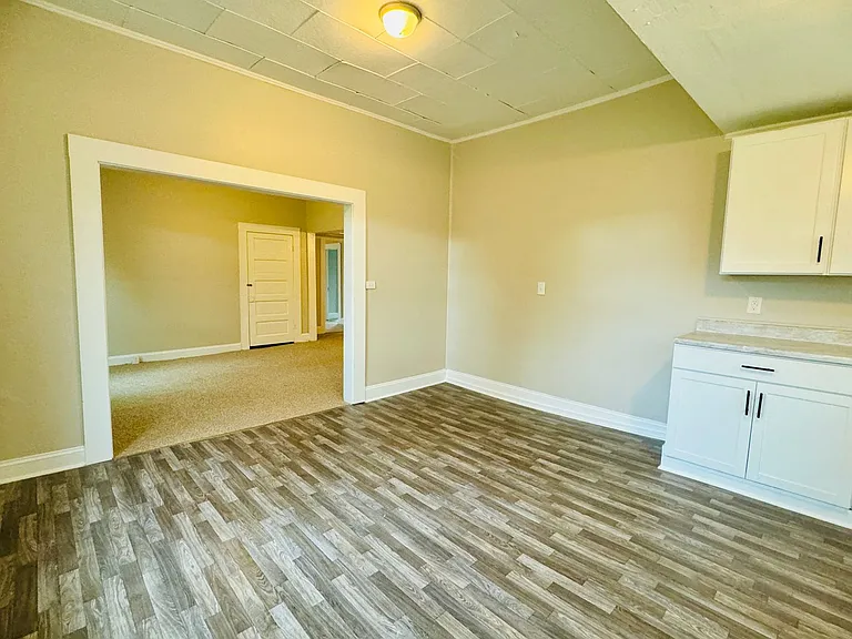 508 Elm Ave — Photo 6