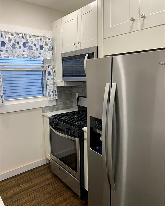 2nd image of 170 High Ave APT 2