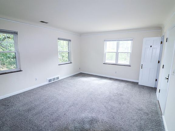 5th image of 885 Zan Ct #2