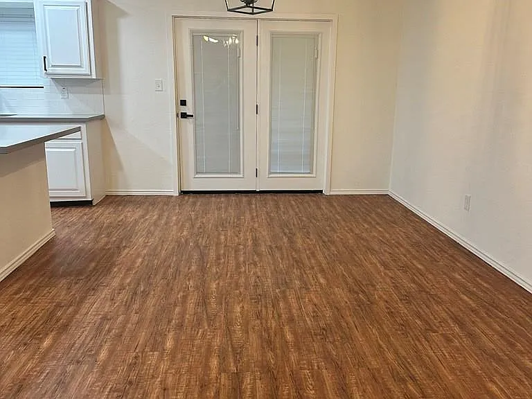714 Winddrift St — Photo 5