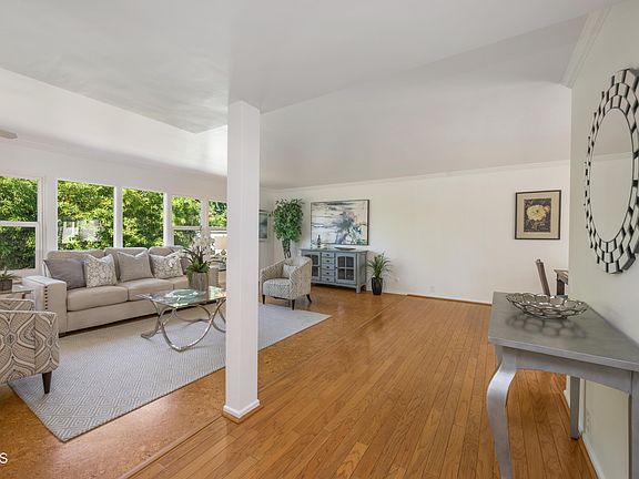 3rd image of 1520 Spruce St APT 12