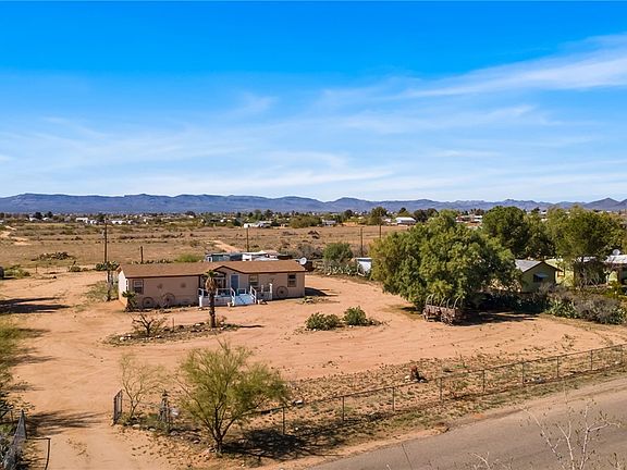 2nd image of 3411 N Mayer Rd