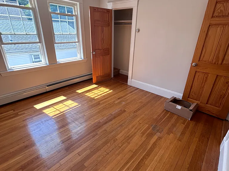 7 Lorraine St #2 — Photo 9