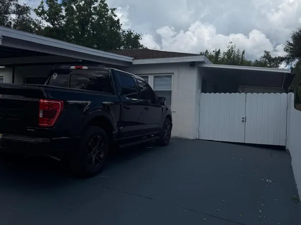 1515 W Meadowbrook Ave, Tampa, FL 33612