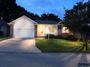 10964 Marcy Plz, Omaha, NE 68154