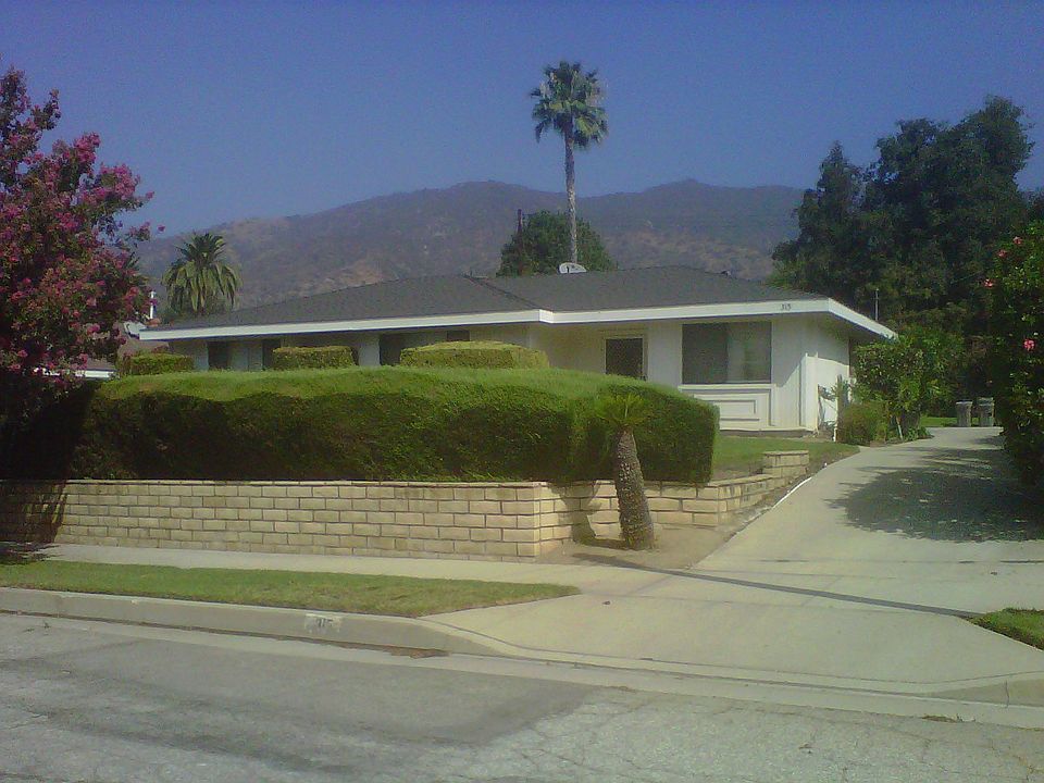 1st image of 315 E Virginia Ave