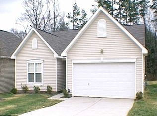 908 Almora Dr, Charlotte, NC 28216