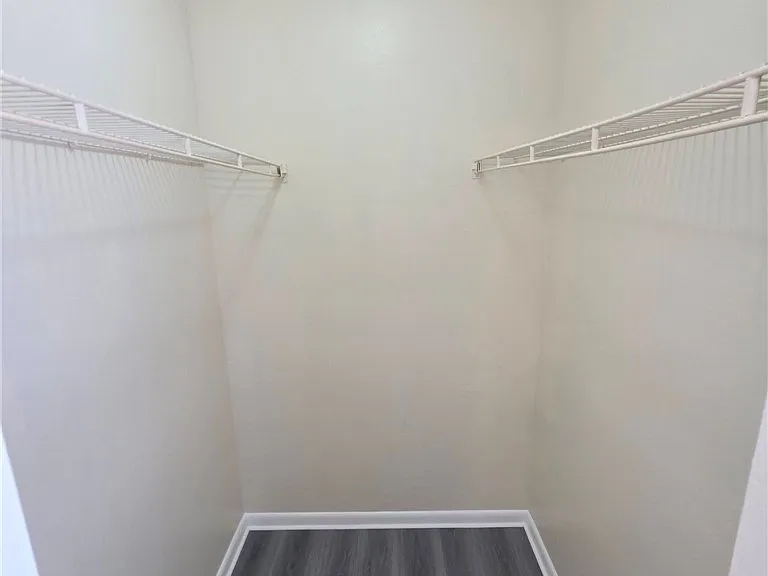 821 Grand Ave — Photo 17