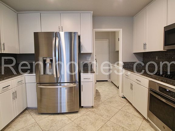 5th image of 12696 Springbrook Dr Unit E