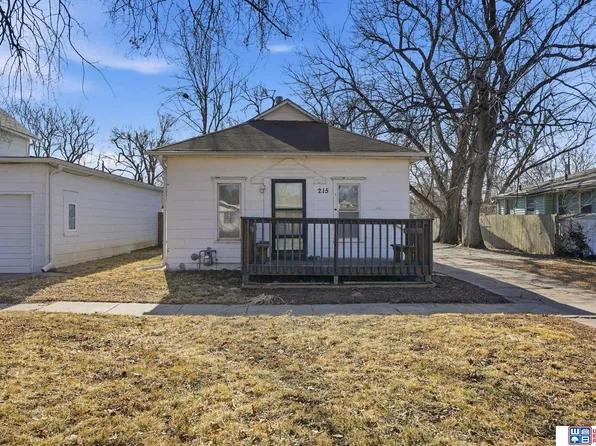 215 B St, Lincoln, NE 68502