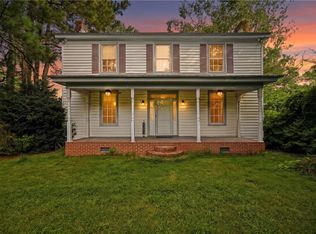 7132 S Quay Rd, Suffolk, VA 23437