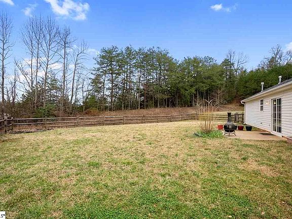 4th image of 515 Crescentwood Ct