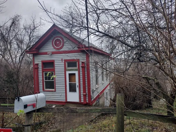 2564 Linden St, Cincinnati, OH 45225