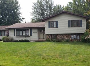 1308 E 19th St, Marshfield, WI 54449