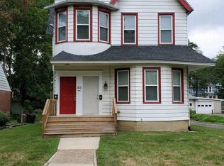 207 W Maple Ave, Merchantville, NJ 08109