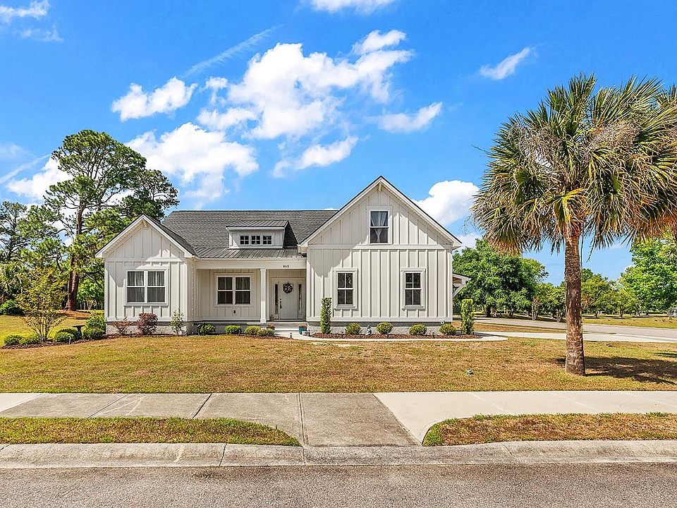 1st image of 845 Commanders Island Rd.