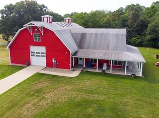 973 Buchanan Rd, Iuka, IL 62849