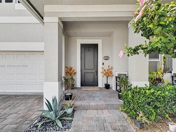 4th image of 27884 SW 133rd Path