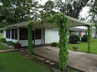128 N 1st St, Raceland, LA 70394