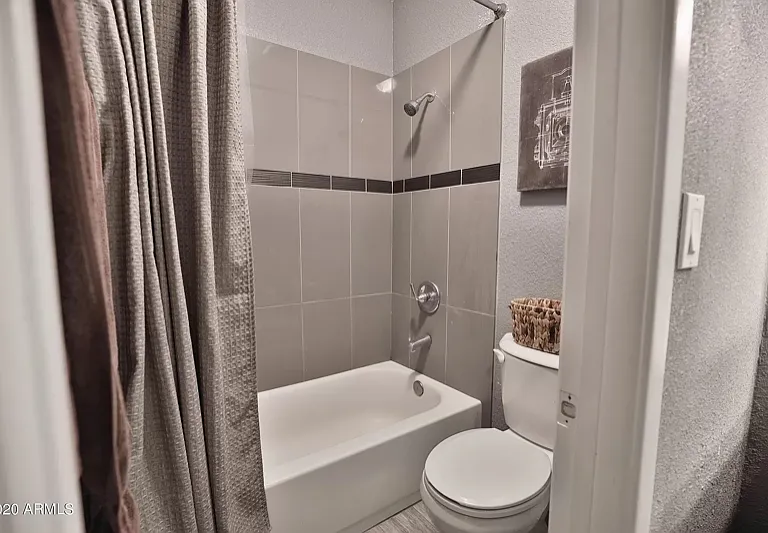 4444 E Paradise Village Pkwy N — Photo 9
