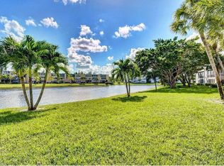 109 Wellington Cir #B-1090, West Palm Beach, FL 33417