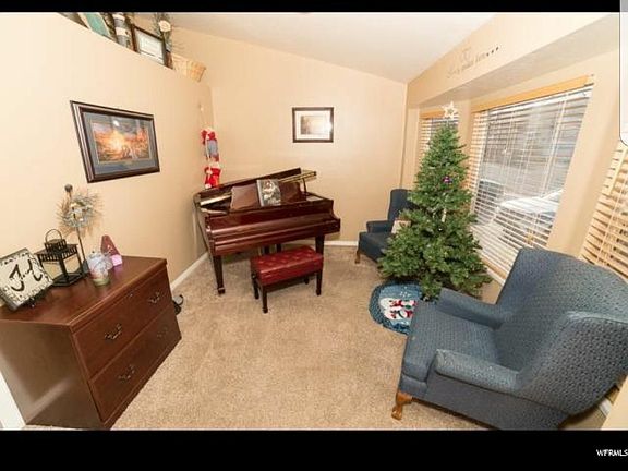 3rd image of 14077 S Grand View Peak Cir