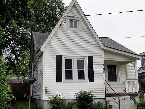 3rd image of 2205 Lynchburg St