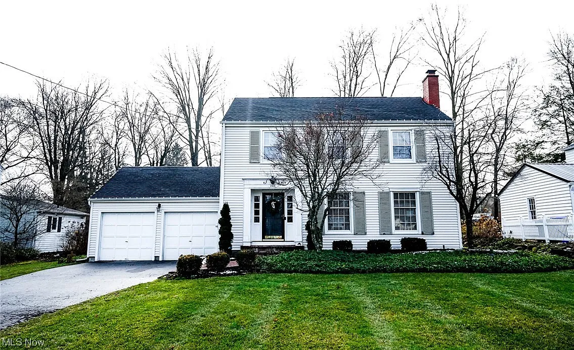 208 Nesbitt St photo 1