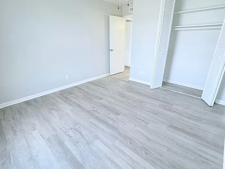 3700 Chateau Ln — Photo 12