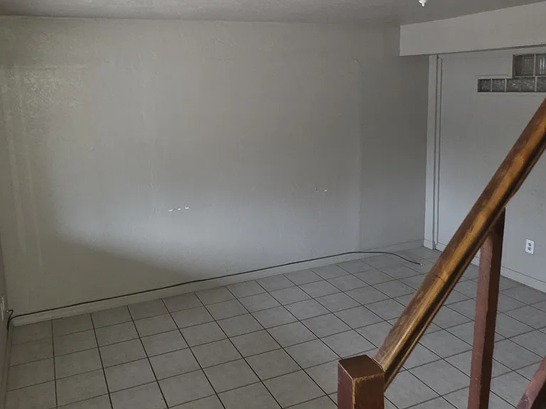40 S Pinegrove Rd #1 — Photo 3