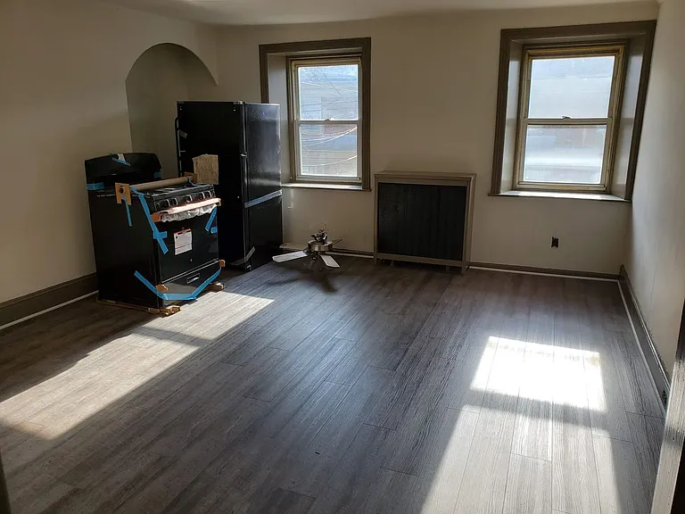 101-103 E Maple Ave #3 — Photo 13
