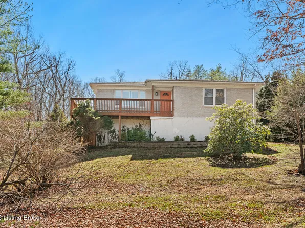 8222 Saint Anthonys Church Rd, Louisville, KY 40214
