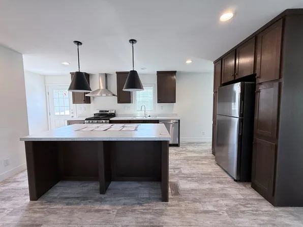 1351 Pepper Dr, El Cajon, CA 92021