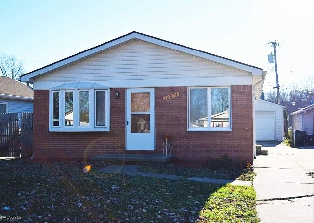 1st image of 26074 Lamour St