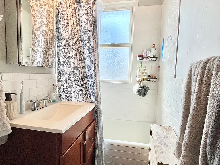 32 Sidlaw Rd #18 — Photo 10