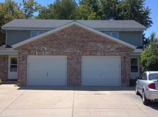 173 State St, Dousman, WI 53118