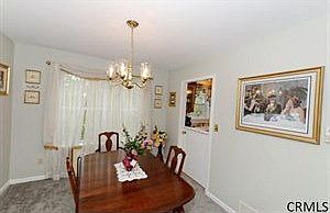 3rd image of 22 Larkspur Dr
