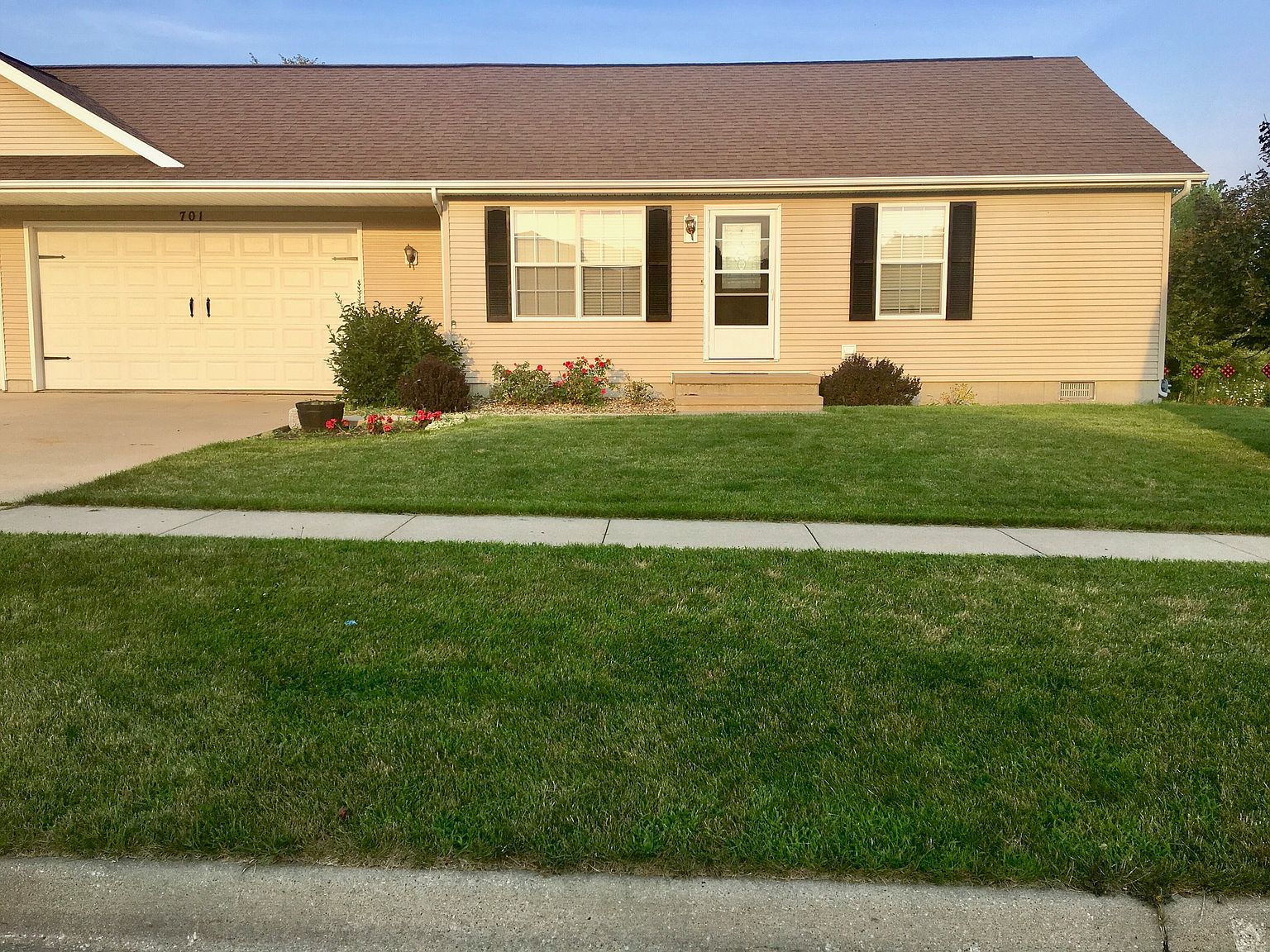 701 Dakota St, Anamosa, IA 52205 Zillow