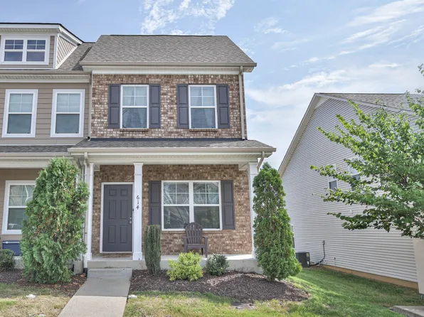 614 Bradburn Village Cir, Antioch, TN 37013