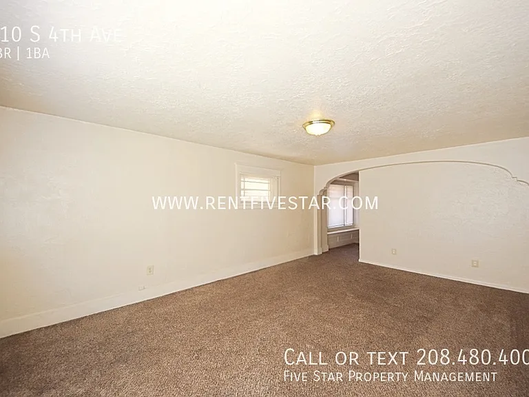 810 S 4th Ave — Photo 3