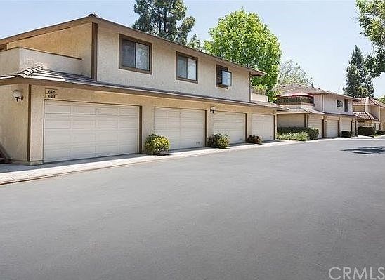 5th image of 642 Thoreau Ln