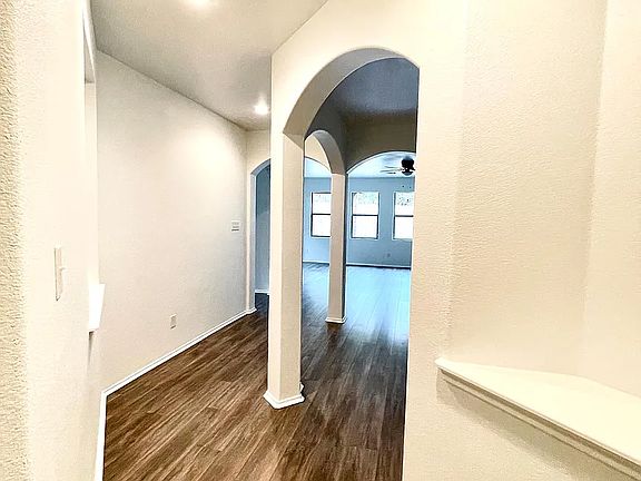 3rd image of 1808 Paseo Verde Dr